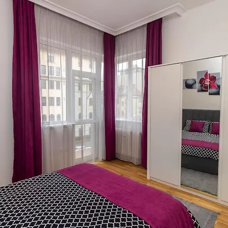 Lejlighed Spacious Aristocratic Apt. With A Colourful View Sofia