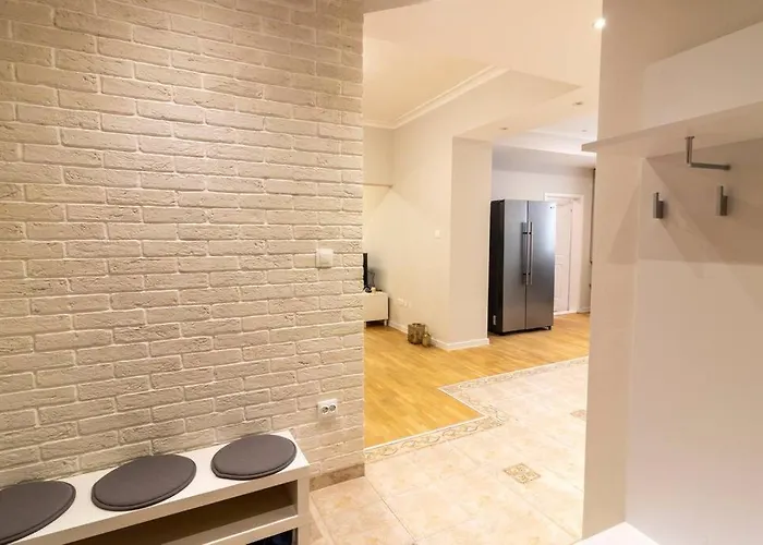 Spacious Aristocratic Apt. With A Colourful View Apartamento